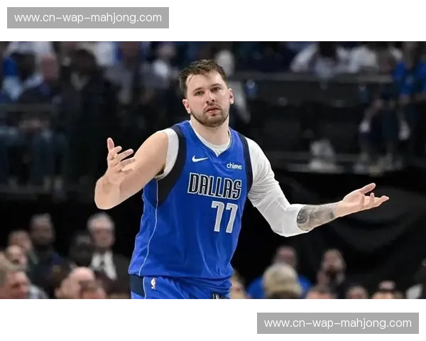 独行侠送走戴维斯换回微薄回报 昔日交易东契奇操作再遭质疑